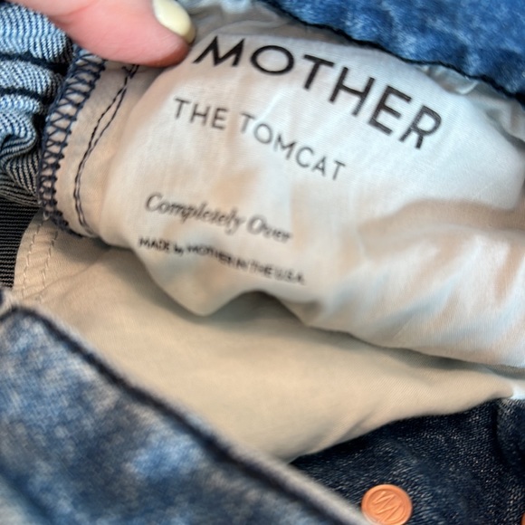 FLAWLESS Mother The Tomcat Jeans in Completely Over Wash Sz 25 - Picture 8 of 10